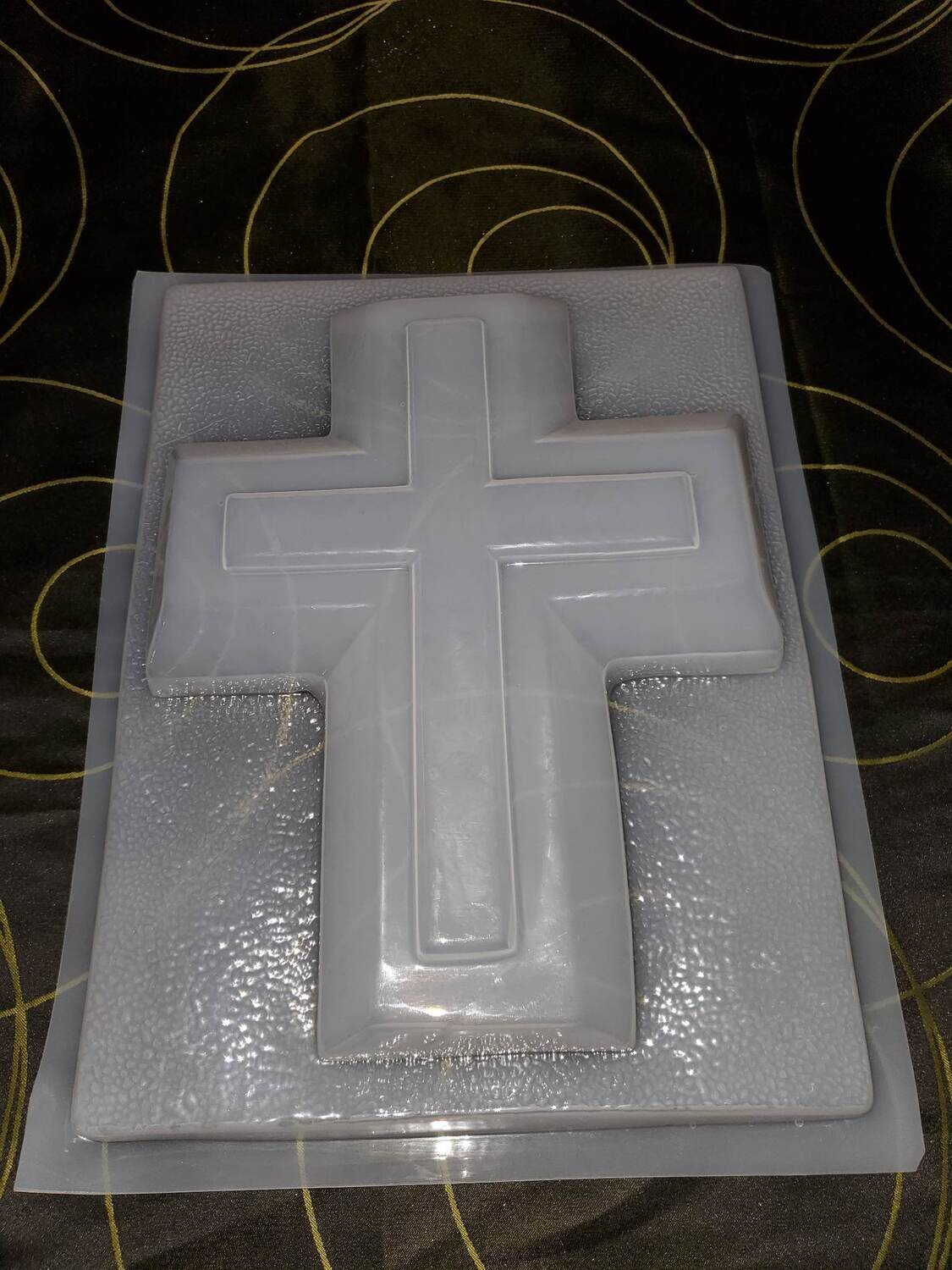 Big Cross Molds