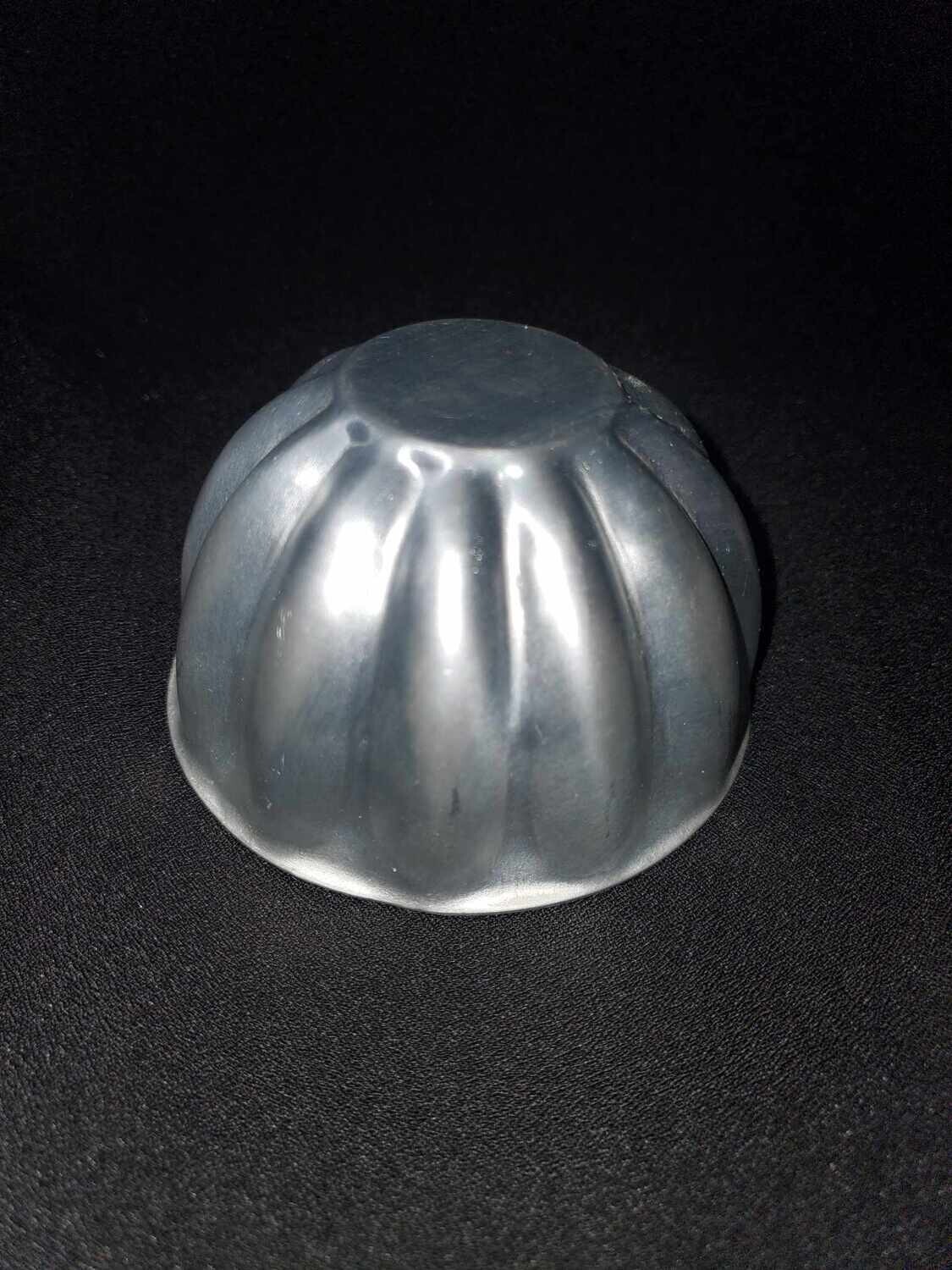 Dozen of 4oz Aluminum Moldes