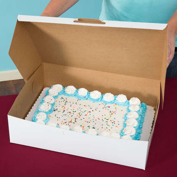 Cake boxes