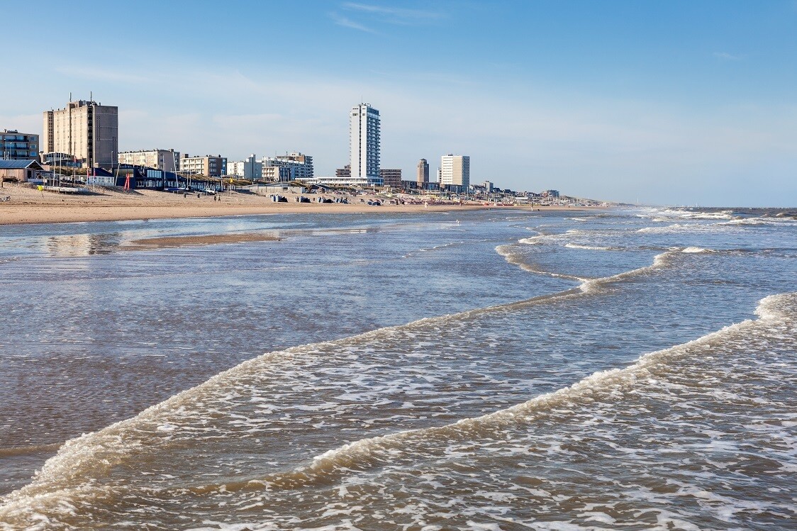 Strand &amp; dorp Zandvoort - print op paneel