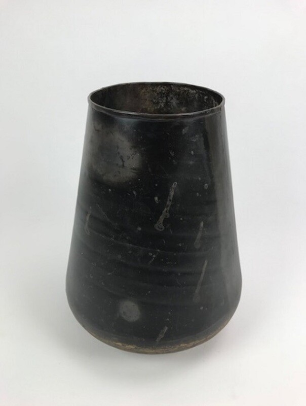 Vase Recycle Iron