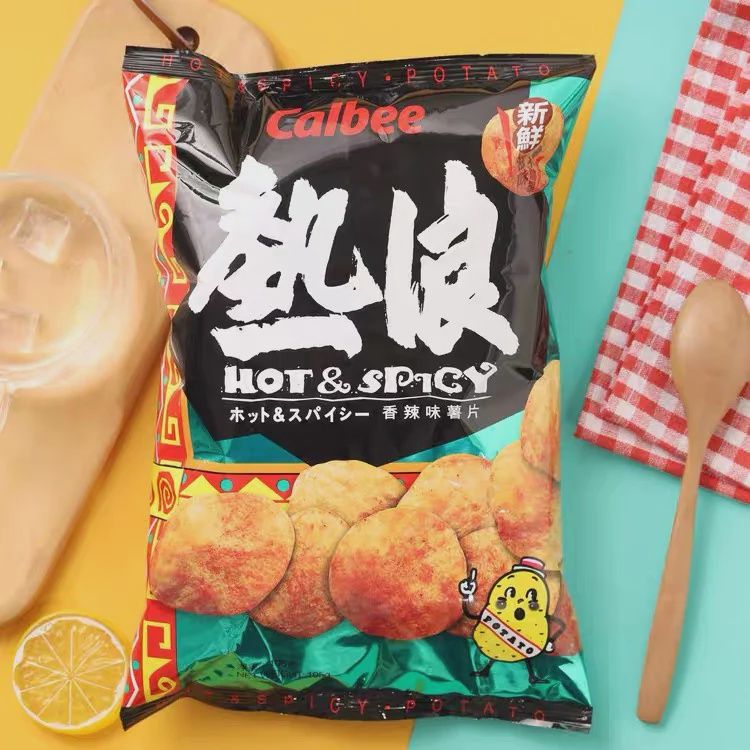 *CALBEE Potato Crisps - Hot &amp; Spicy 105g 卡樂B熱浪薯片香辣味