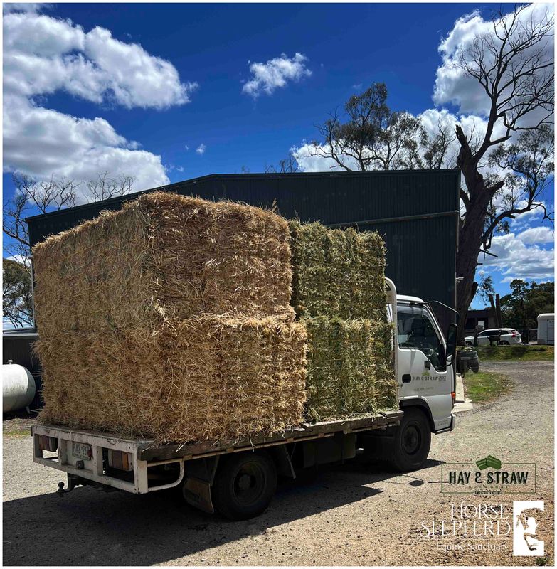 DONATION – SMALL OATEN BALE