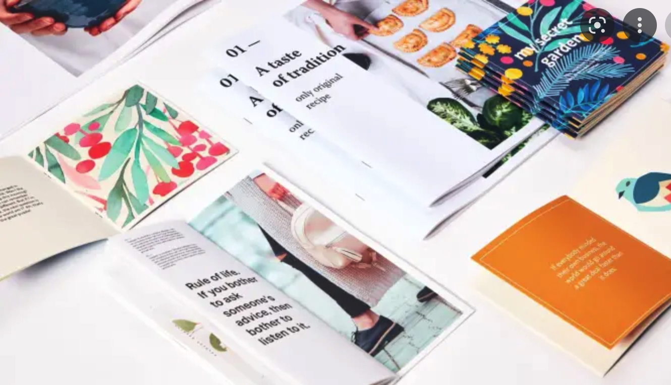 Vikta foldrar - Classic halvmatt - Mattbestruket - 130 g/m²