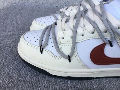 Dunk Low San Valentin