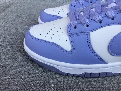 Dunk Low Lila