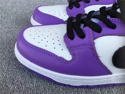 Dunk Low Eggplant