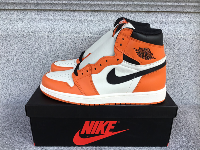 AJ1 Clay