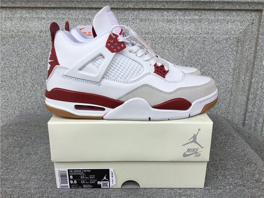 AJ4 Whine
