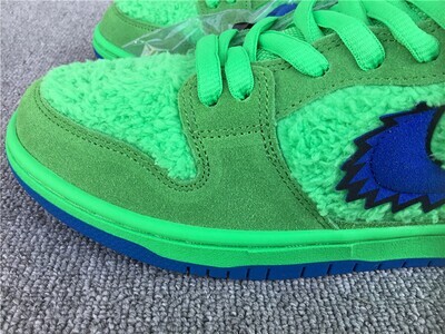 Dunk Low Green Bear