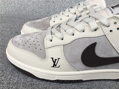 Dunk Low Virgil