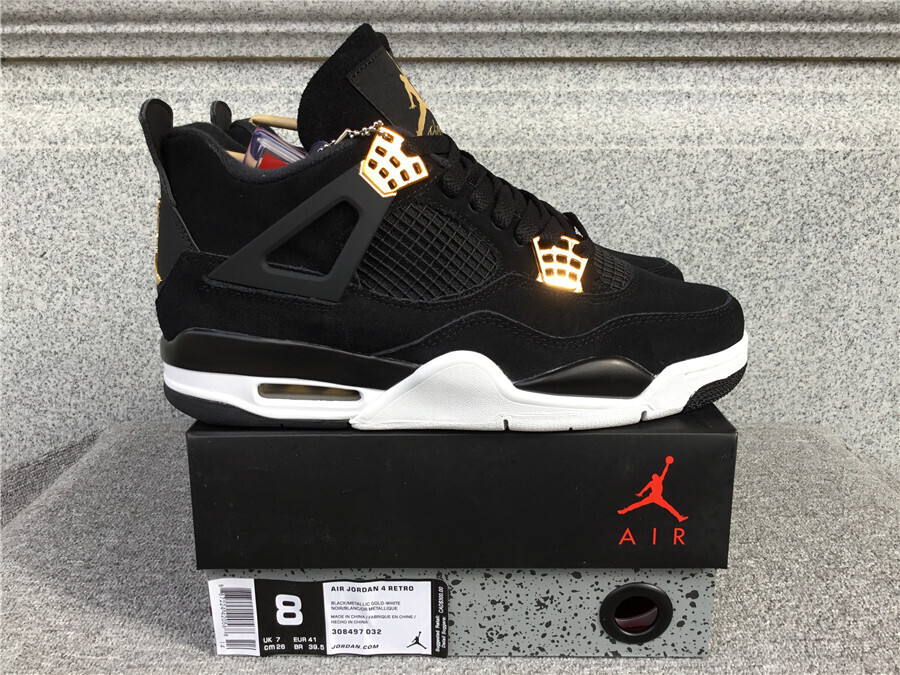 AJ4 Golden Set
