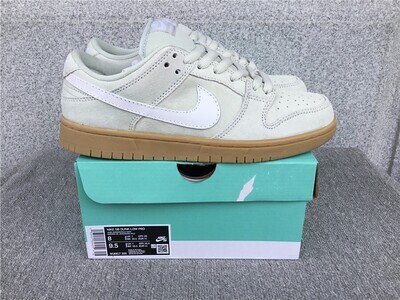 Dunk Low Stride
