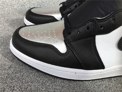 AJ1 Platinium