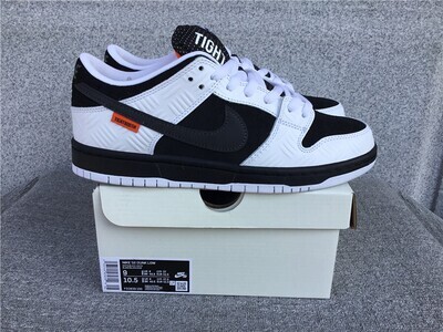 Dunk Low Skip