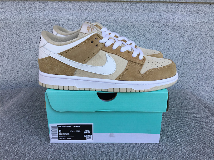 Dunk Low Sassy