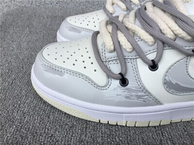 Dunk Low Platinium