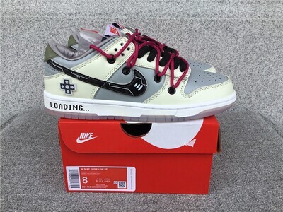 Dunk Low Ovation