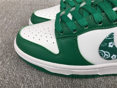 Dunk Low Moxie