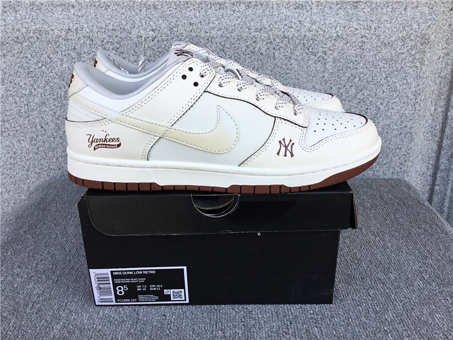 Dunk Low Jovial