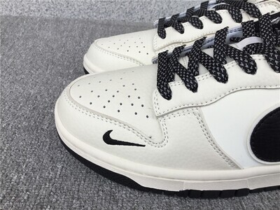 Dunk Low Flash