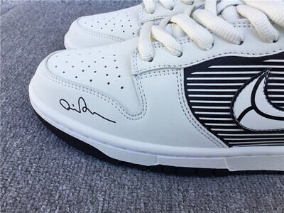 Dunk Low Diamond