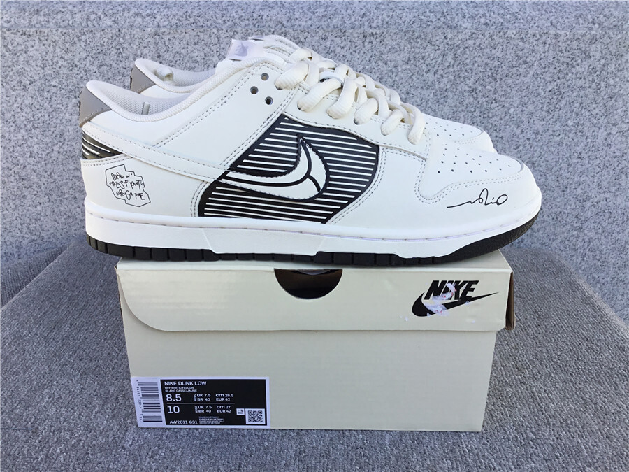 Dunk Low Diamond