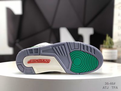 Air Jordan 3 Retro Lucky Green