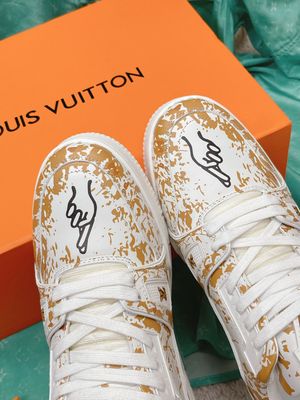 Louis Vuitton Trainer Monogram Unisex Blended