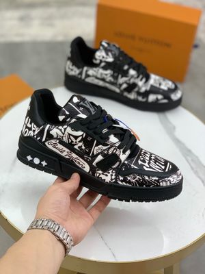 Louis Vuitton Trainer Comic Motifs Black White