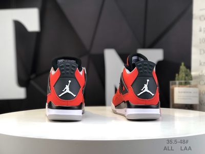 AJ4 Toro Bravo