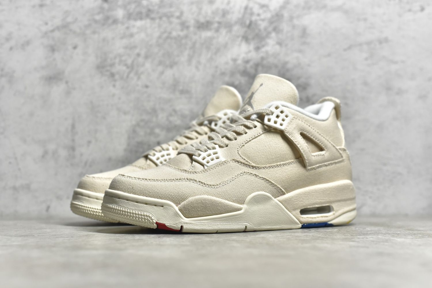 AJ4 Blank Canvas