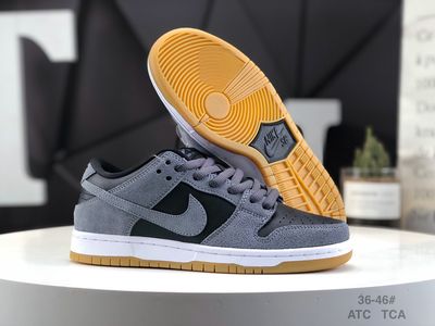 Dunk Low SB Dark Grey Black Gum