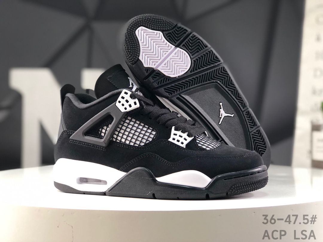 AJ4 White Thunder