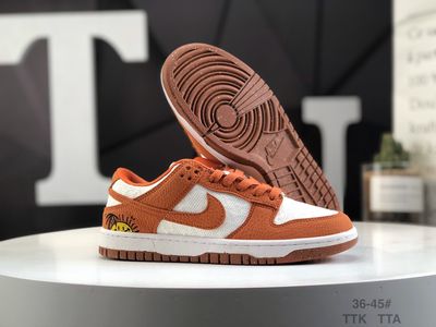 Dunk Low Retro Sun Club