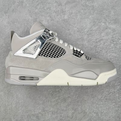 AJ4 Frozen Moments