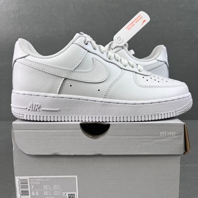 AF1 Low Triple White