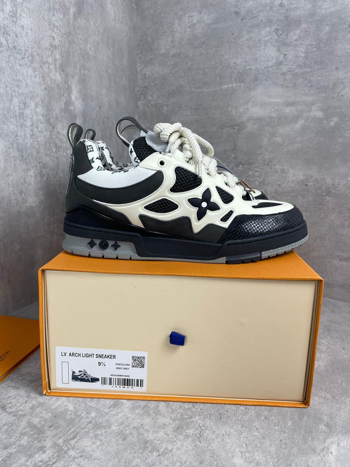 Louis Vuitton Skate Sk8 Black &amp; White