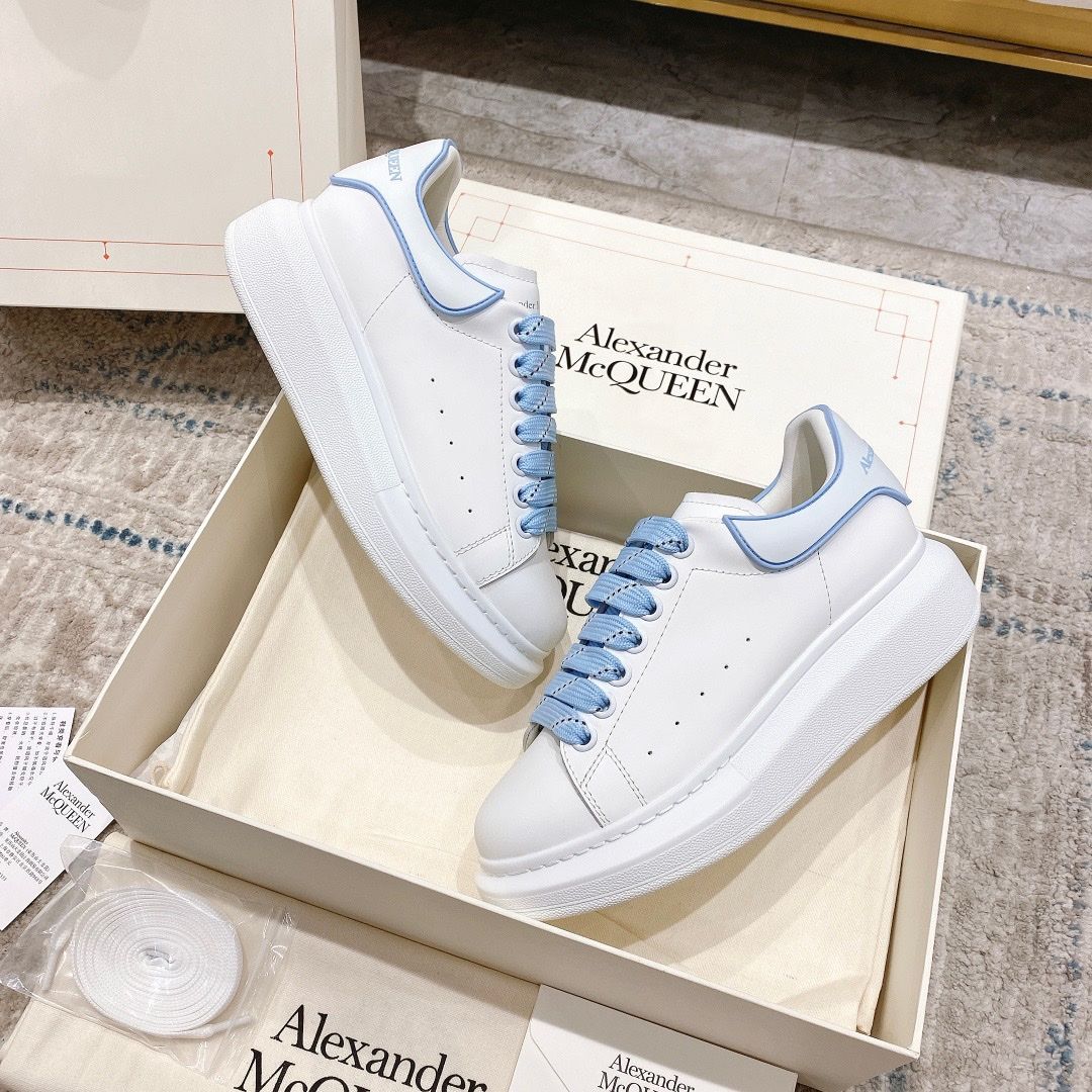Alexndr McQueen Oversized Blue Sky