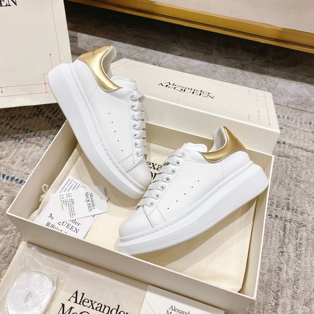 Alexndr McQueen Oversized Gold