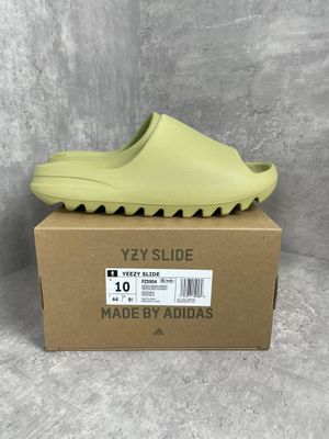 Yeezy Slide Resin