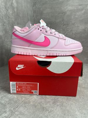 Dunk Low Triple Pink