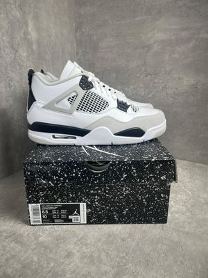 AJ4 Military Black