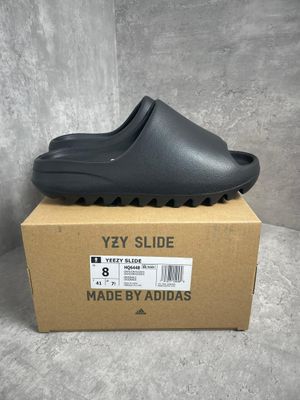 Yeezy Slide Onyx
