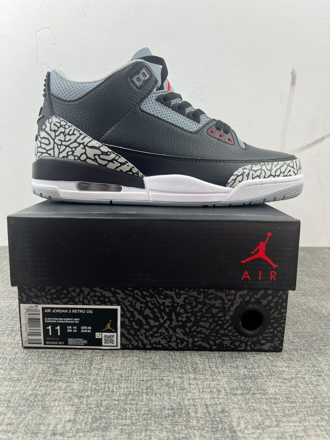 Air Jordan 3 Retro Black Cement