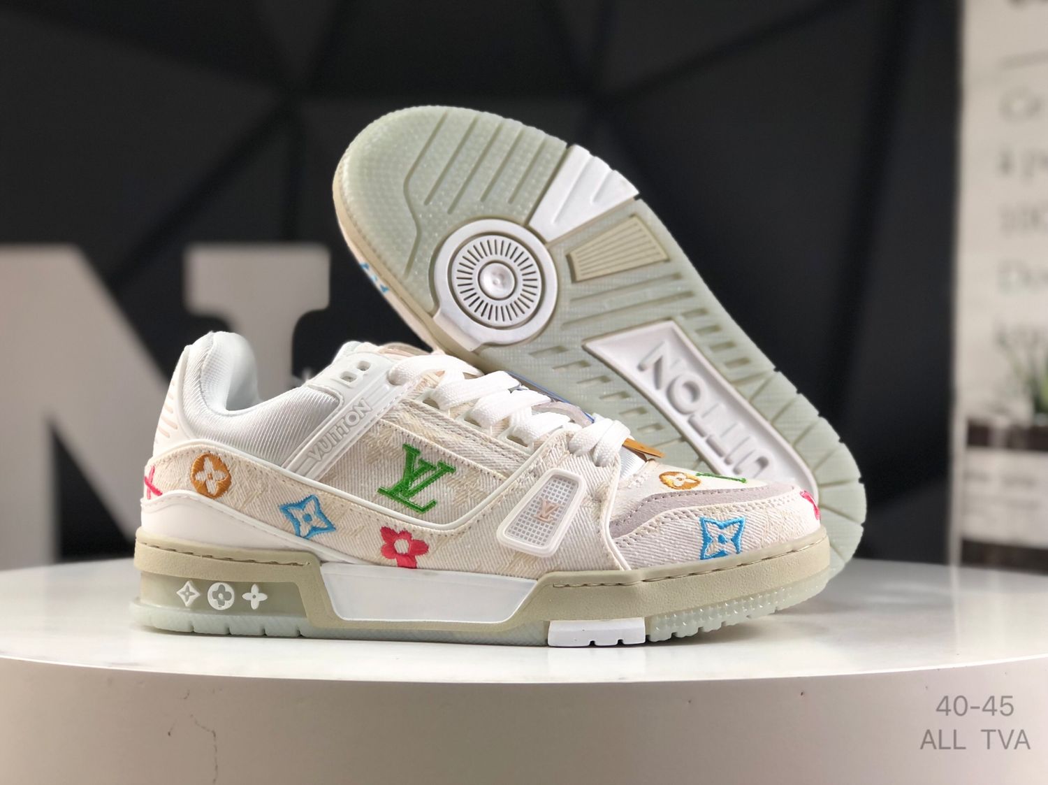 LV Trainer White Custom