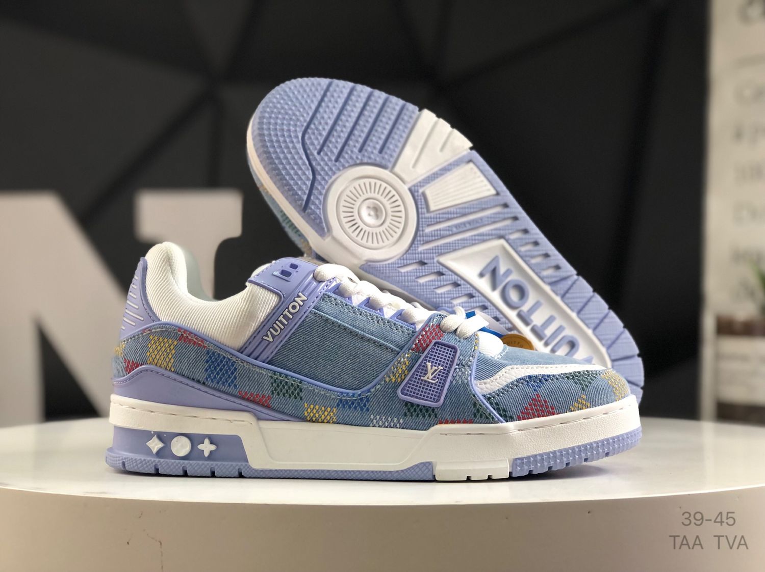LV Trainer Purple