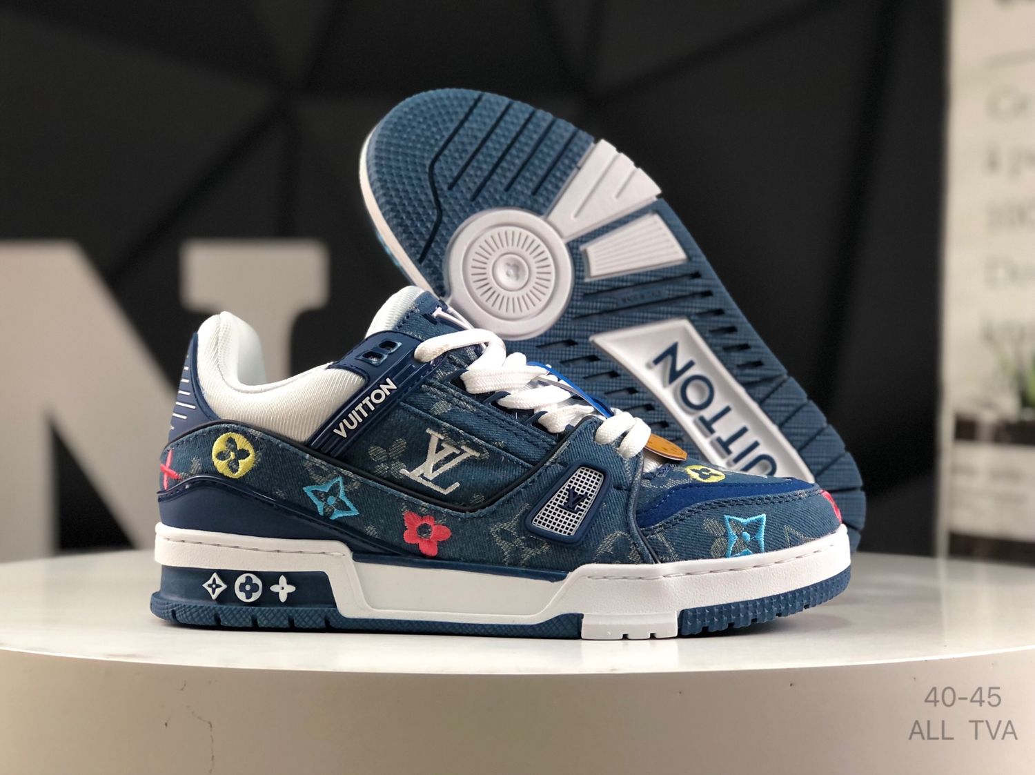 LV Trainer Blue Custom