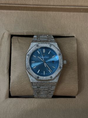 Frosted Diamonds A Watch All White Blue Dial
