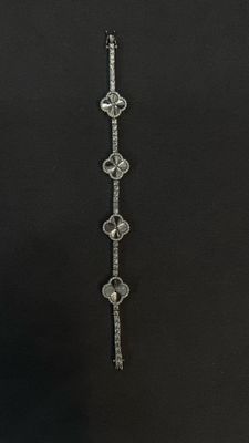 Moissanite Clover Bracelet #003